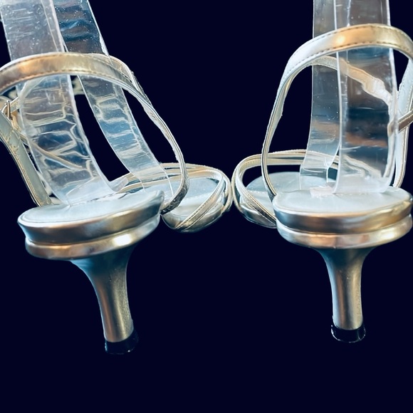 Private Collection by Dyeables FlamingoSilver Strappy Formal Sandals Size 10B - Picture 8 of 16